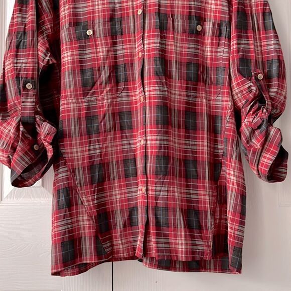 3/$10 Max Studio Plaid Long Sleeve Button Down Shirt | Medium - Picture 5 of 13